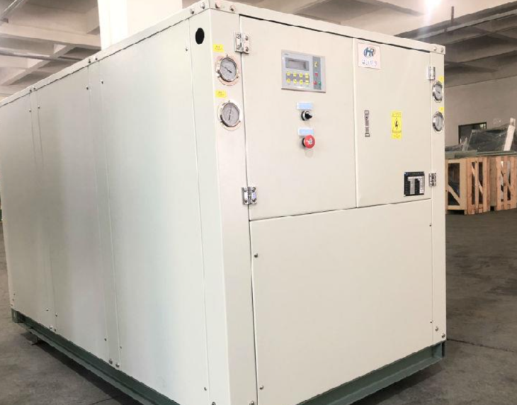 Water-cooled scroll box chiller
